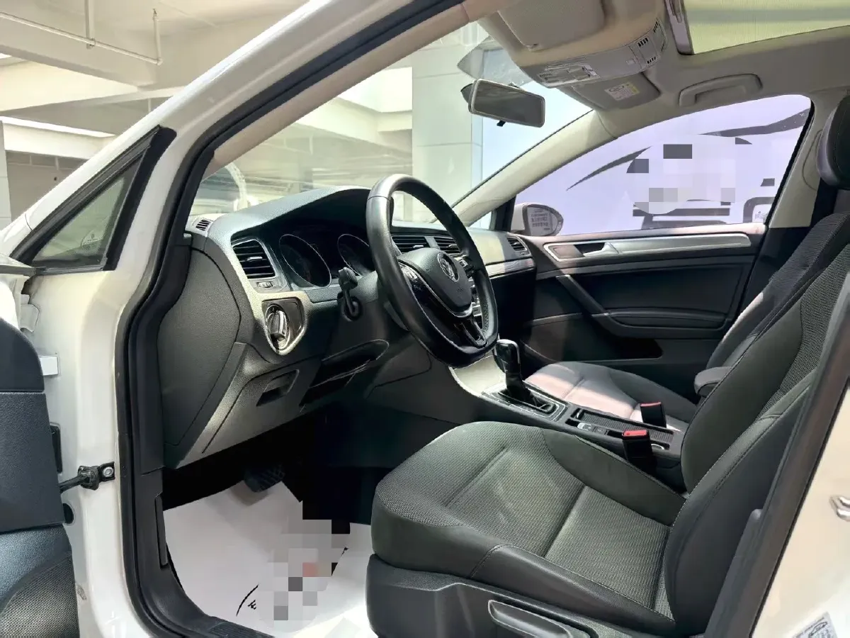 2018 Volkswagen Golf 1.6L 110HP L4 6AT,autocango,china used car exporter,china ev exporter,chinese used car exporter,chinese used ev exporter