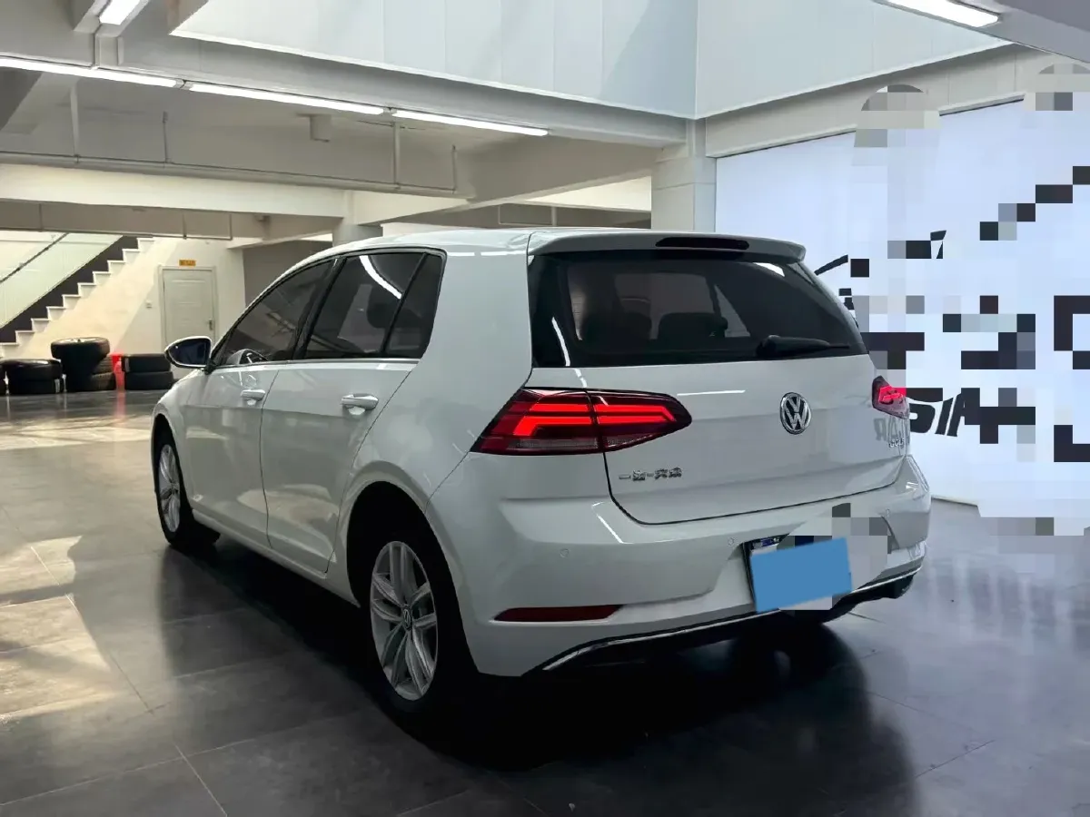 2018 Volkswagen Golf 1.6L 110HP L4 6AT,autocango,china used car exporter,china ev exporter,chinese used car exporter,chinese used ev exporter