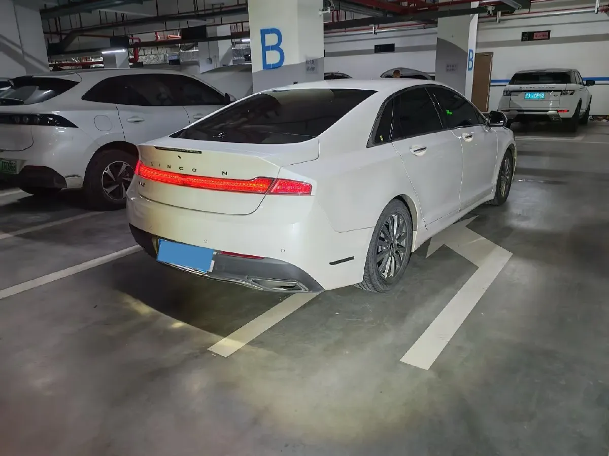 2020 Lincoln MKZ 2.0T 196HP L4 6AT,autocango,china used car exporter,china ev exporter,chinese used car exporter,chinese used ev exporter