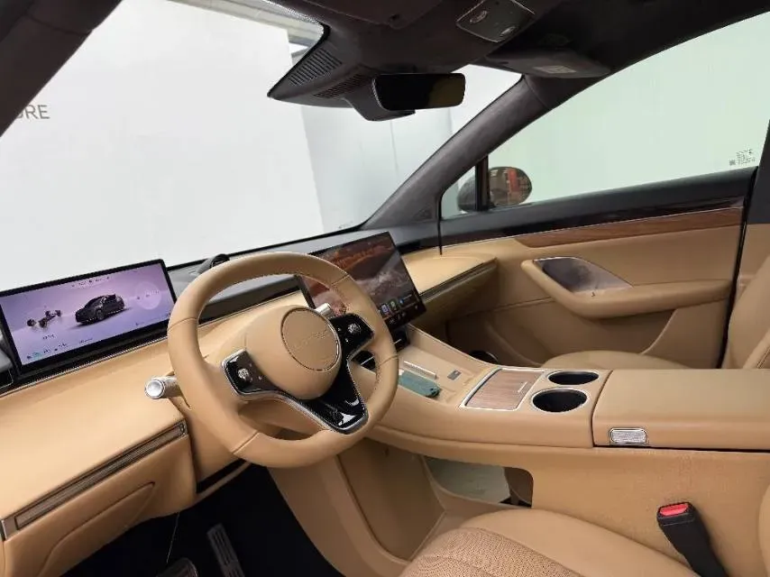 2025 Luxeed R7 REEV 156HP REEV,autocango,china used car exporter,china ev exporter,chinese used car exporter,chinese used ev exporter