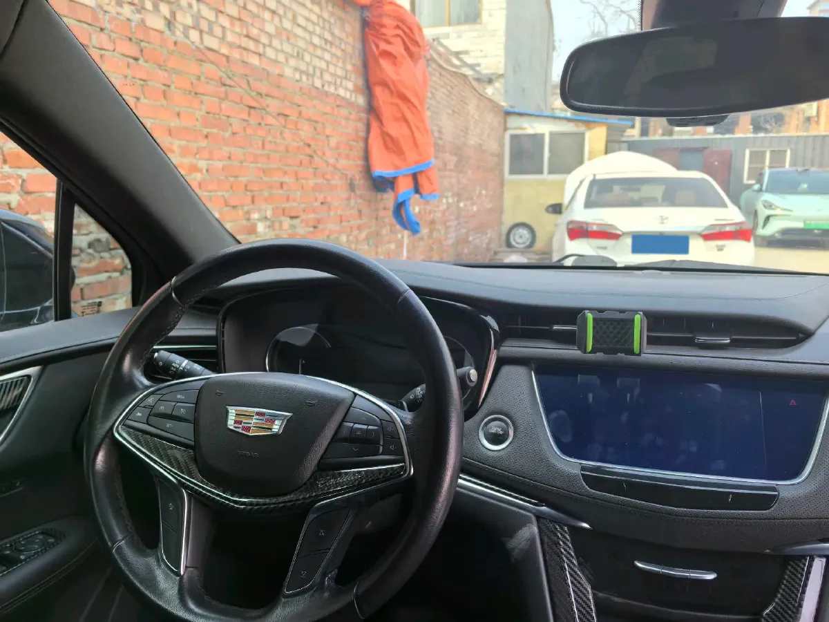 2020 Cadillac XT5 2.0T 237HP L4 9AT,autocango,china used car exporter,china ev exporter,chinese used car exporter,chinese used ev exporter