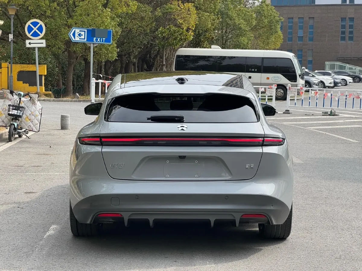 2024 NIO ET5 BEV 75KWH,autocango,china used car exporter,china ev exporter,chinese used car exporter,chinese used ev exporter