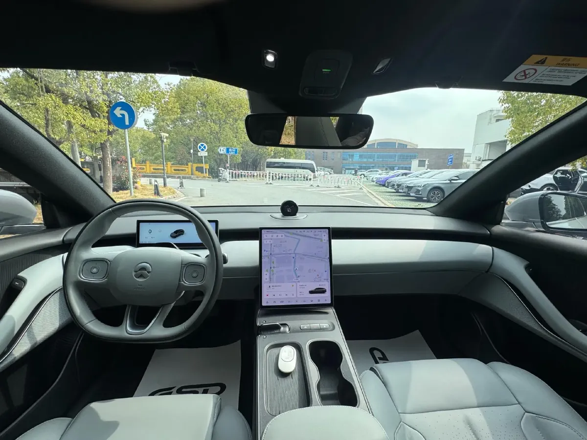 2024 NIO ET5 BEV 75KWH,autocango,china used car exporter,china ev exporter,chinese used car exporter,chinese used ev exporter