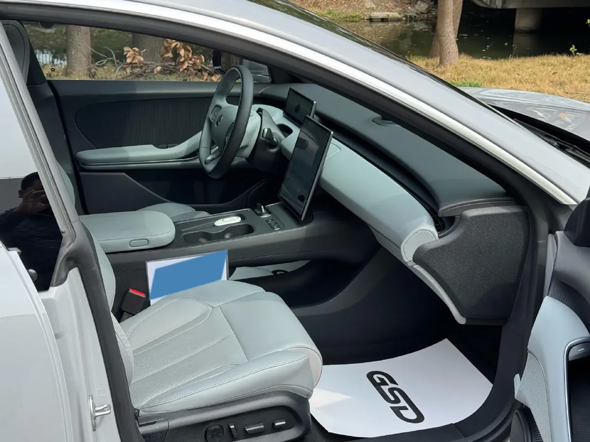 2024 NIO ET5 BEV 75KWH,autocango,china used car exporter,china ev exporter,chinese used car exporter,chinese used ev exporter