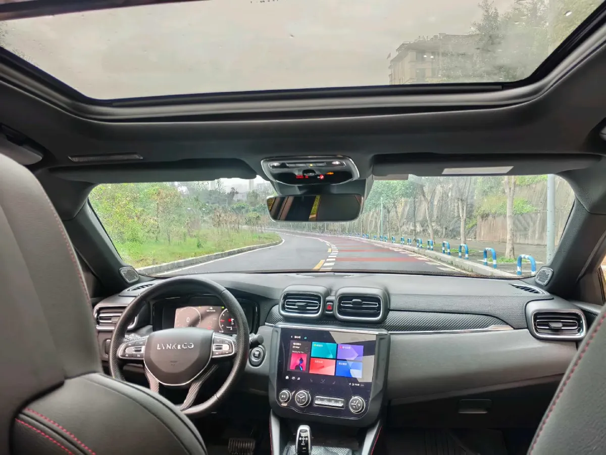 2019 LYNK&CO 01 2.0T 190HP L4 6AT,autocango,china used car exporter,china ev exporter,chinese used car exporter,chinese used ev exporter