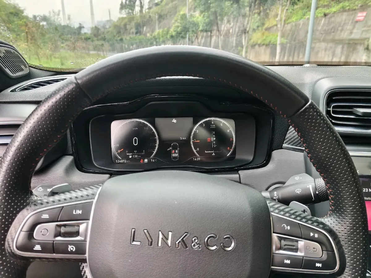 2019 LYNK&CO 01 2.0T 190HP L4 6AT,autocango,china used car exporter,china ev exporter,chinese used car exporter,chinese used ev exporter