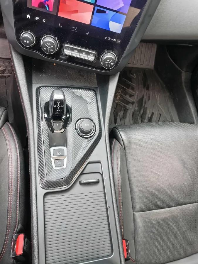 2019 LYNK&CO 01 2.0T 190HP L4 6AT,autocango,china used car exporter,china ev exporter,chinese used car exporter,chinese used ev exporter