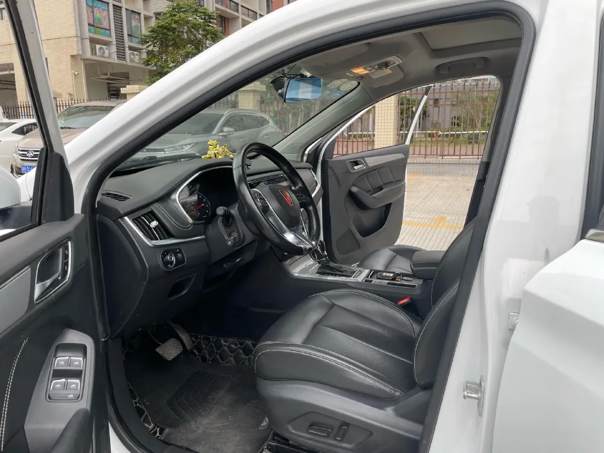 2018 Roewe RX5 1.5T 169HP L4 7DCT,autocango,china used car exporter,china ev exporter,chinese used car exporter,chinese used ev exporter