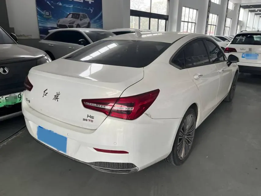 2020 HongQi H5 1.8T 197HP L4 6AT,autocango,china used car exporter,china ev exporter,chinese used car exporter,chinese used ev exporter