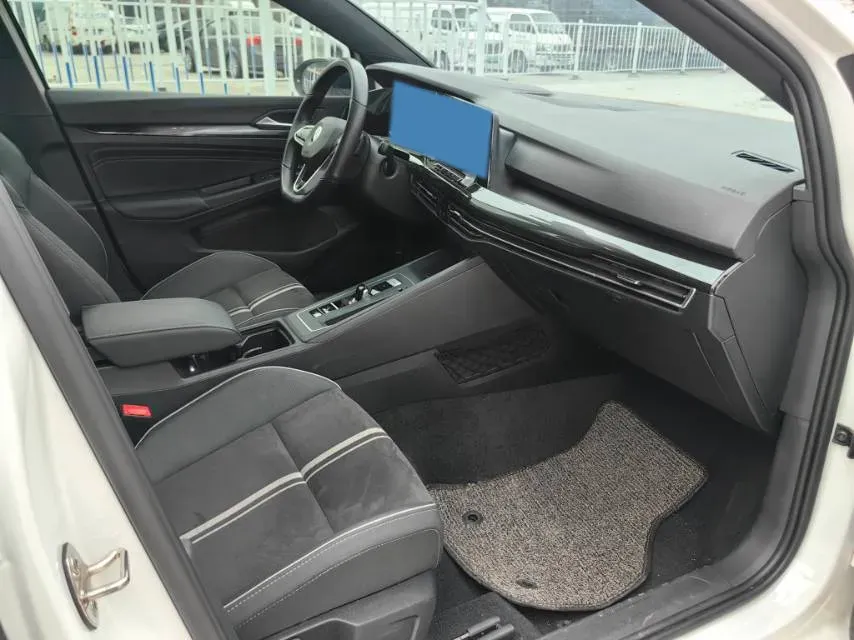 2023 Volkswagen Golf 1.4T 150HP L4 7DCT,autocango,china used car exporter,china ev exporter,chinese used car exporter,chinese used ev exporter