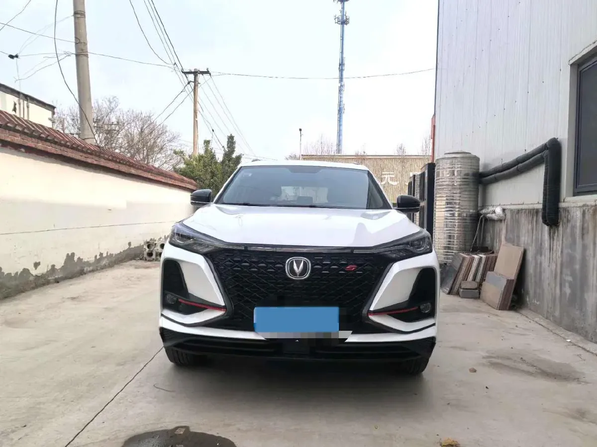 2021 ChangAn CS75 Plus 1.5T 178HP L4 6AT,autocango,china used car exporter,china ev exporter,chinese used car exporter,chinese used ev exporter