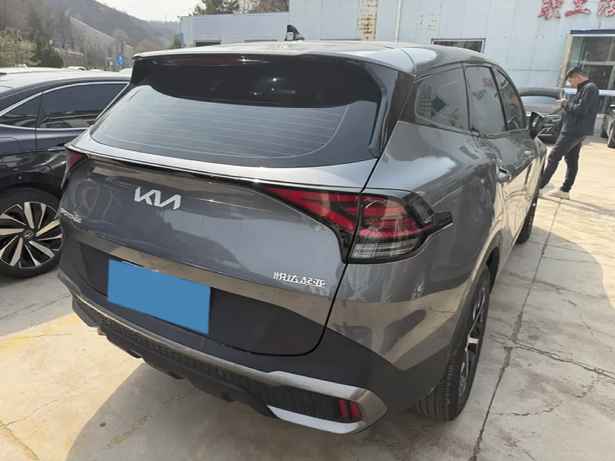 2025 Kia Sportage 1.5T 200HP L4 8AT,autocango,china used car exporter,china ev exporter,chinese used car exporter,chinese used ev exporter