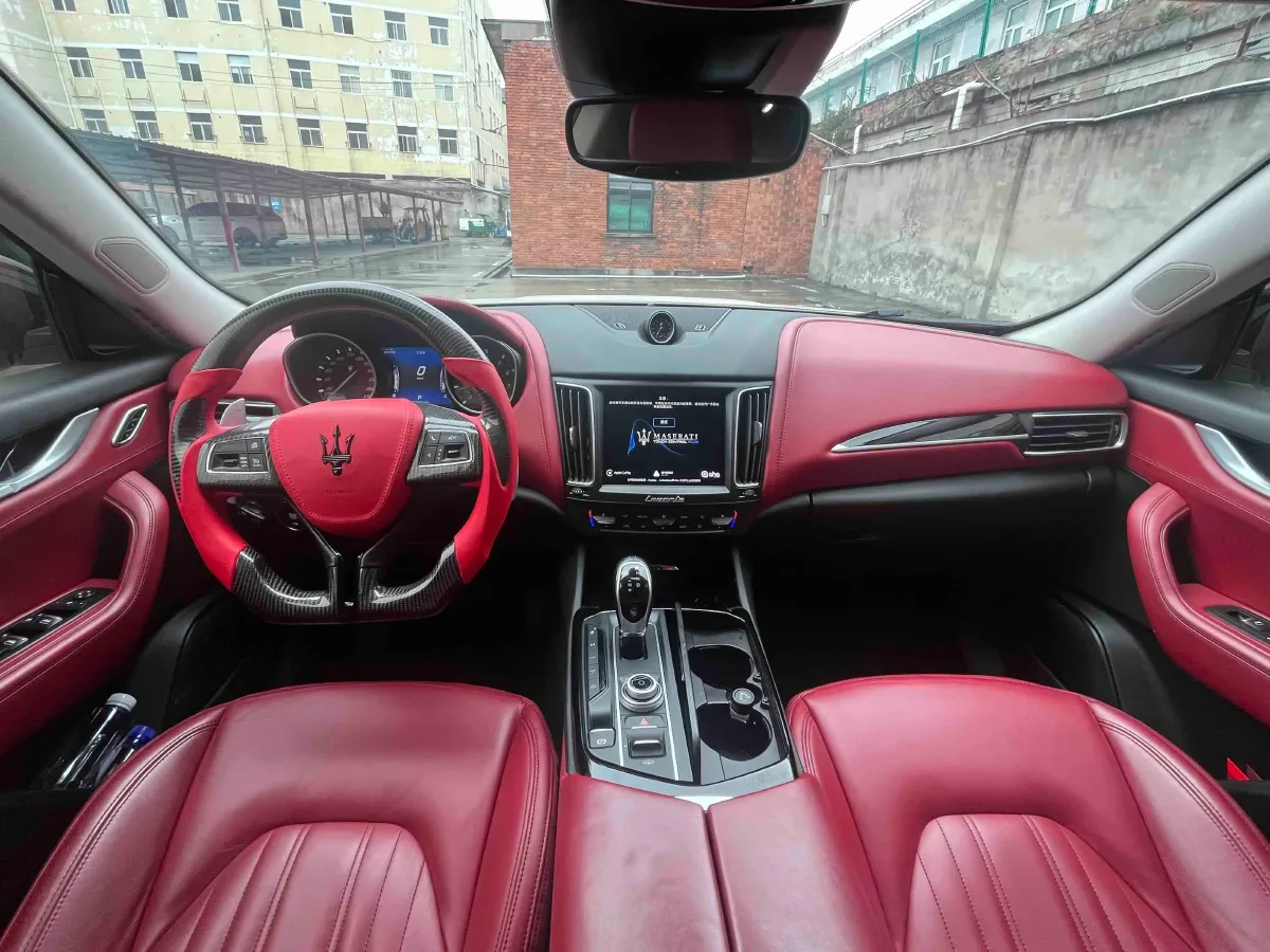 2018 Maserati Levante 3.0T 350HP V6 8AT,autocango,china used car exporter,china ev exporter,chinese used car exporter,chinese used ev exporter