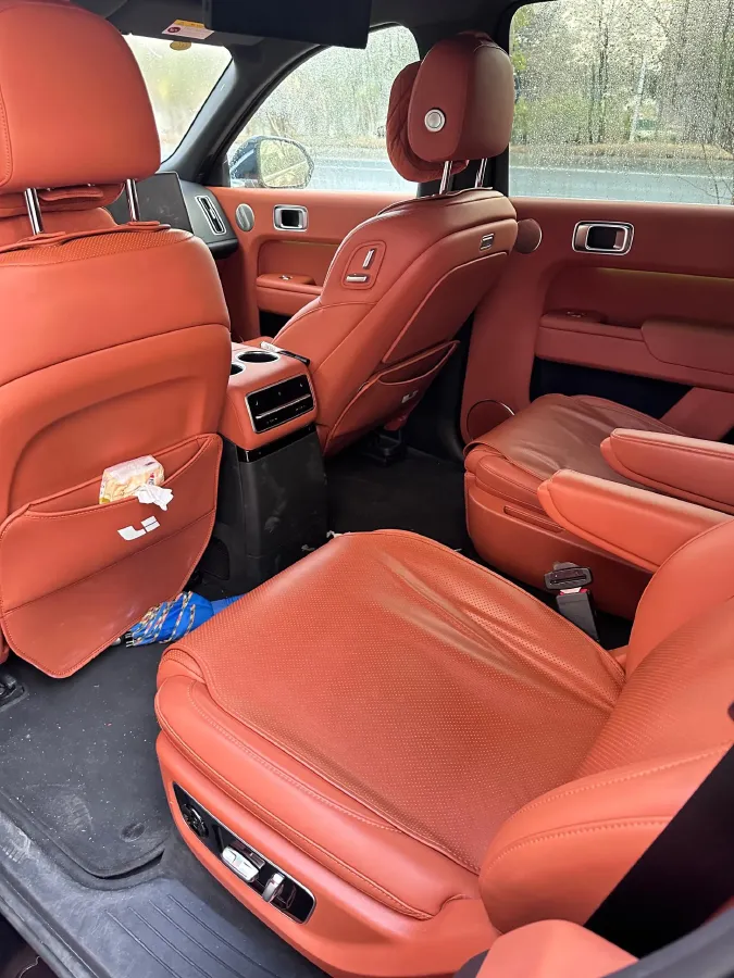 2024 Land Rover Range Rover Evoque 1.5T 200HP L3 8AT PHEV 15.5KWH,autocango,china used car exporter,china ev exporter,chinese used car exporter,chinese used ev exporter