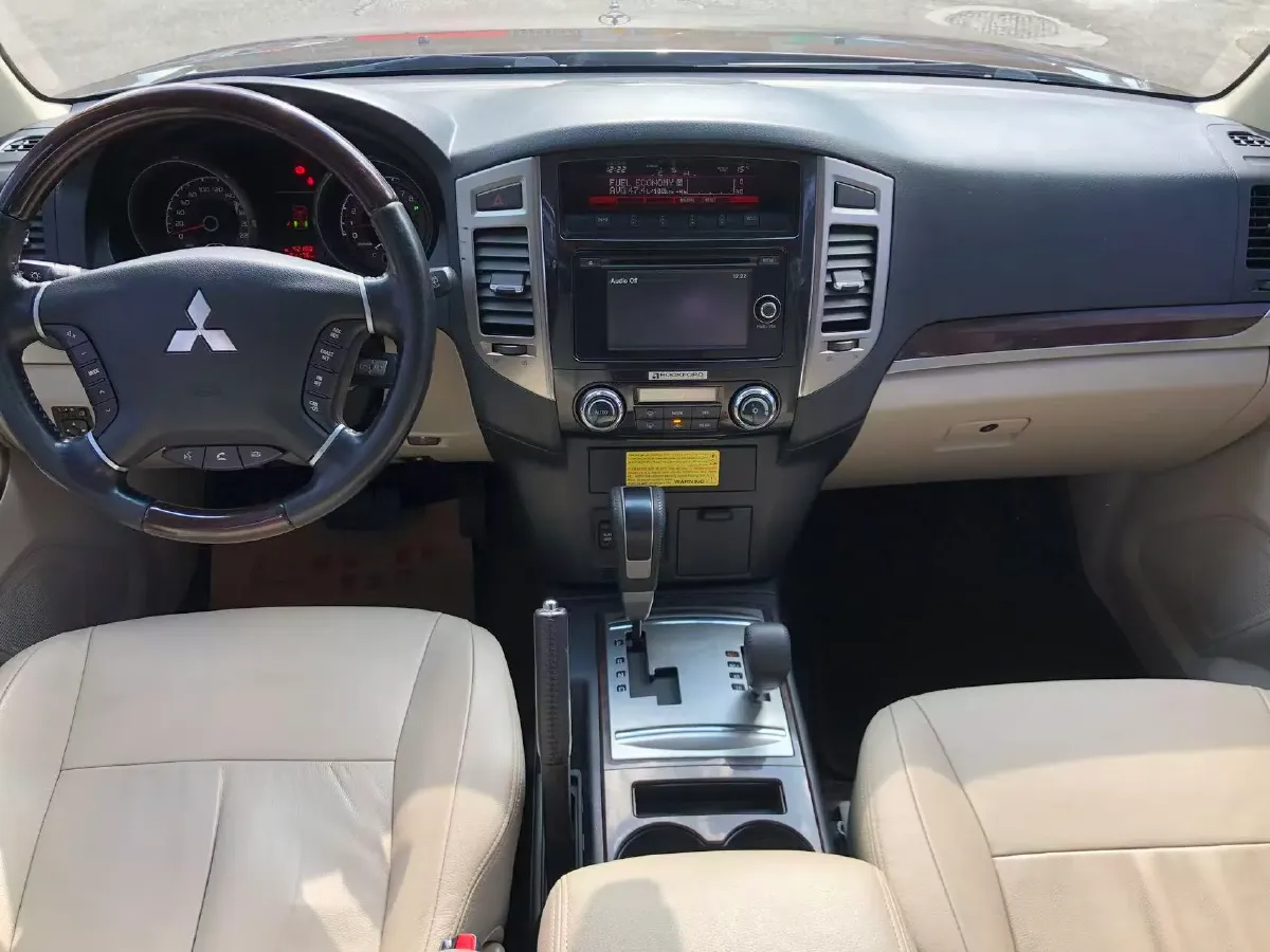 2017 Honda Jade 1.8L 141HP L4 5AT,autocango,china used car exporter,china ev exporter,chinese used car exporter,chinese used ev exporter
