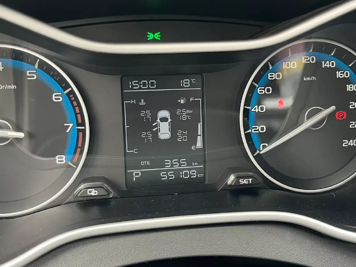 2020 Geely Emgrand 1.5L 109HP L4 CVT,autocango,china used car exporter,china ev exporter,chinese used car exporter,chinese used ev exporter