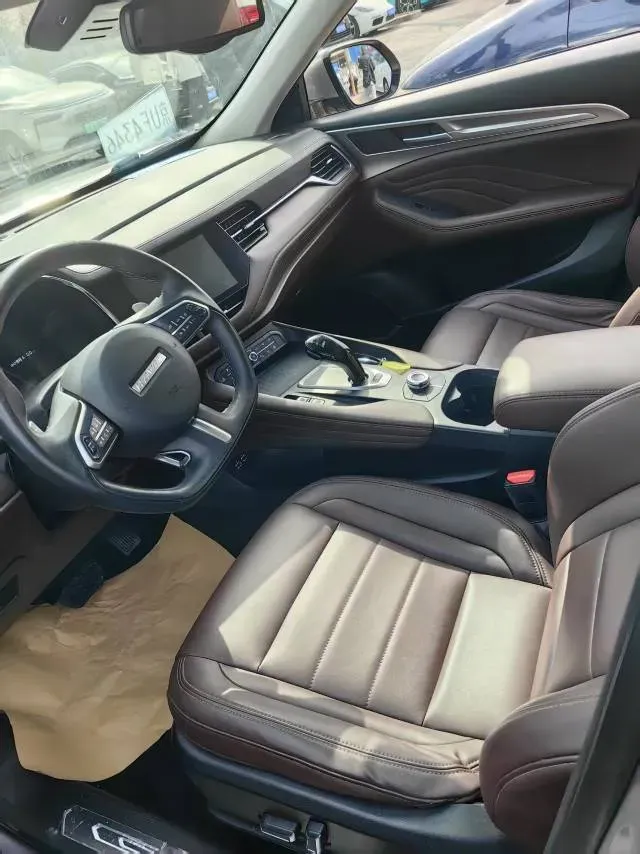 2020 Haval F7 2.0T 224HP L4 7DCT,autocango,china used car exporter,china ev exporter,chinese used car exporter,chinese used ev exporter