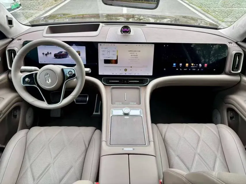 2025 AITO AITO M9 REEV 160HP REEV 52KWH,autocango,china used car exporter,china ev exporter,chinese used car exporter,chinese used ev exporter