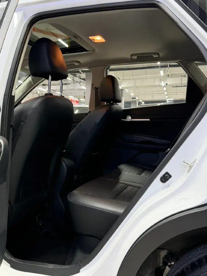 2024 Kia Sonet 1.5L 115HP L4 CVT,autocango,china used car exporter,china ev exporter,chinese used car exporter,chinese used ev exporter