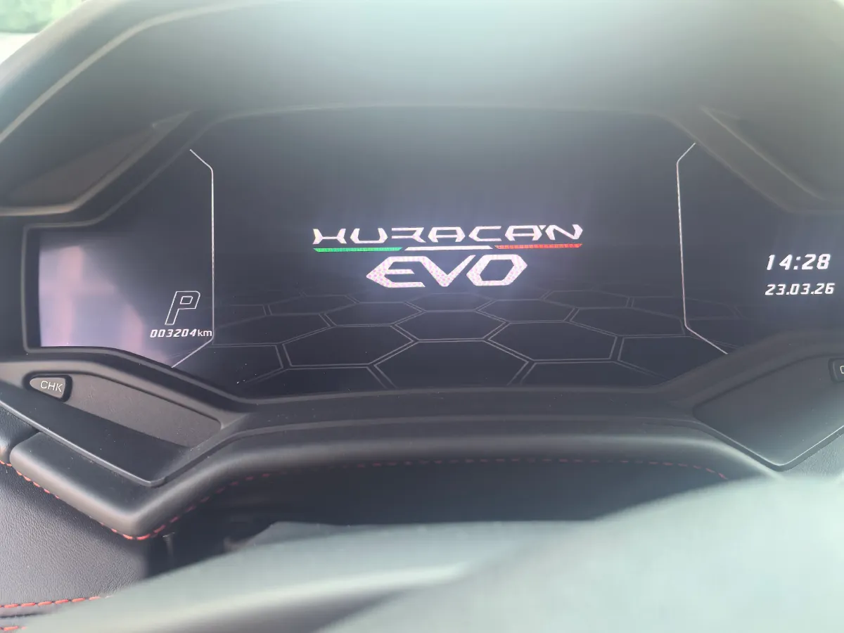 2020 Lamborghini Huracán 5.2L 611HP V10 7DCT,autocango,china used car exporter,china ev exporter,chinese used car exporter,chinese used ev exporter