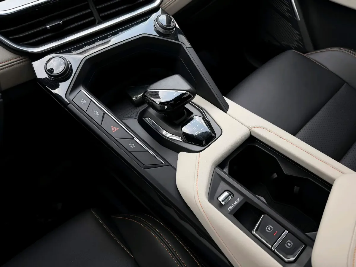 2022 LYNK&CO 02 1.5T 180HP L3 7DCT,autocango,china used car exporter,china ev exporter,chinese used car exporter,chinese used ev exporter