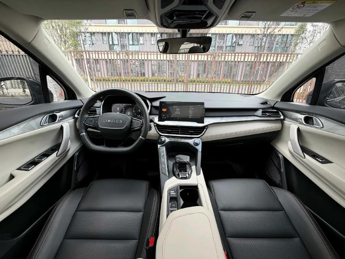 2022 LYNK&CO 02 1.5T 180HP L3 7DCT,autocango,china used car exporter,china ev exporter,chinese used car exporter,chinese used ev exporter