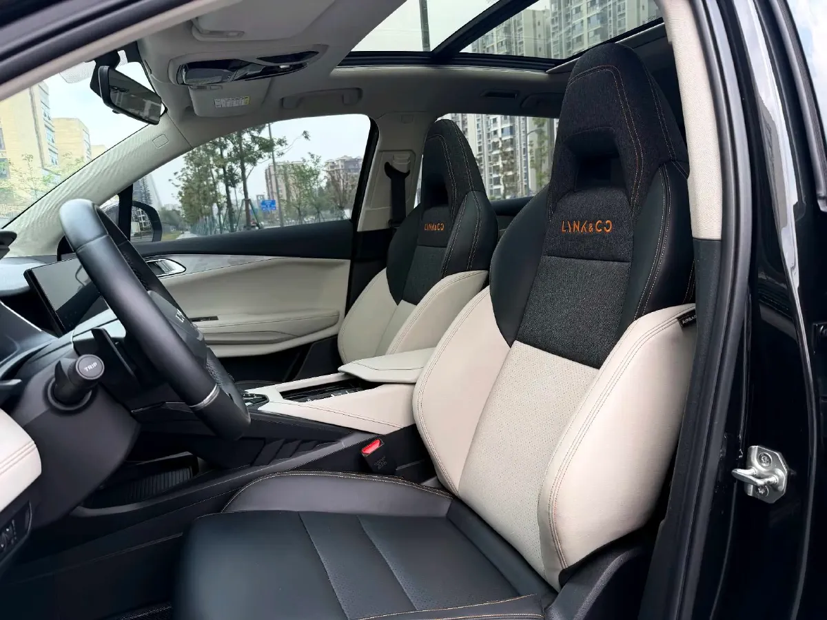 2022 LYNK&CO 02 1.5T 180HP L3 7DCT,autocango,china used car exporter,china ev exporter,chinese used car exporter,chinese used ev exporter