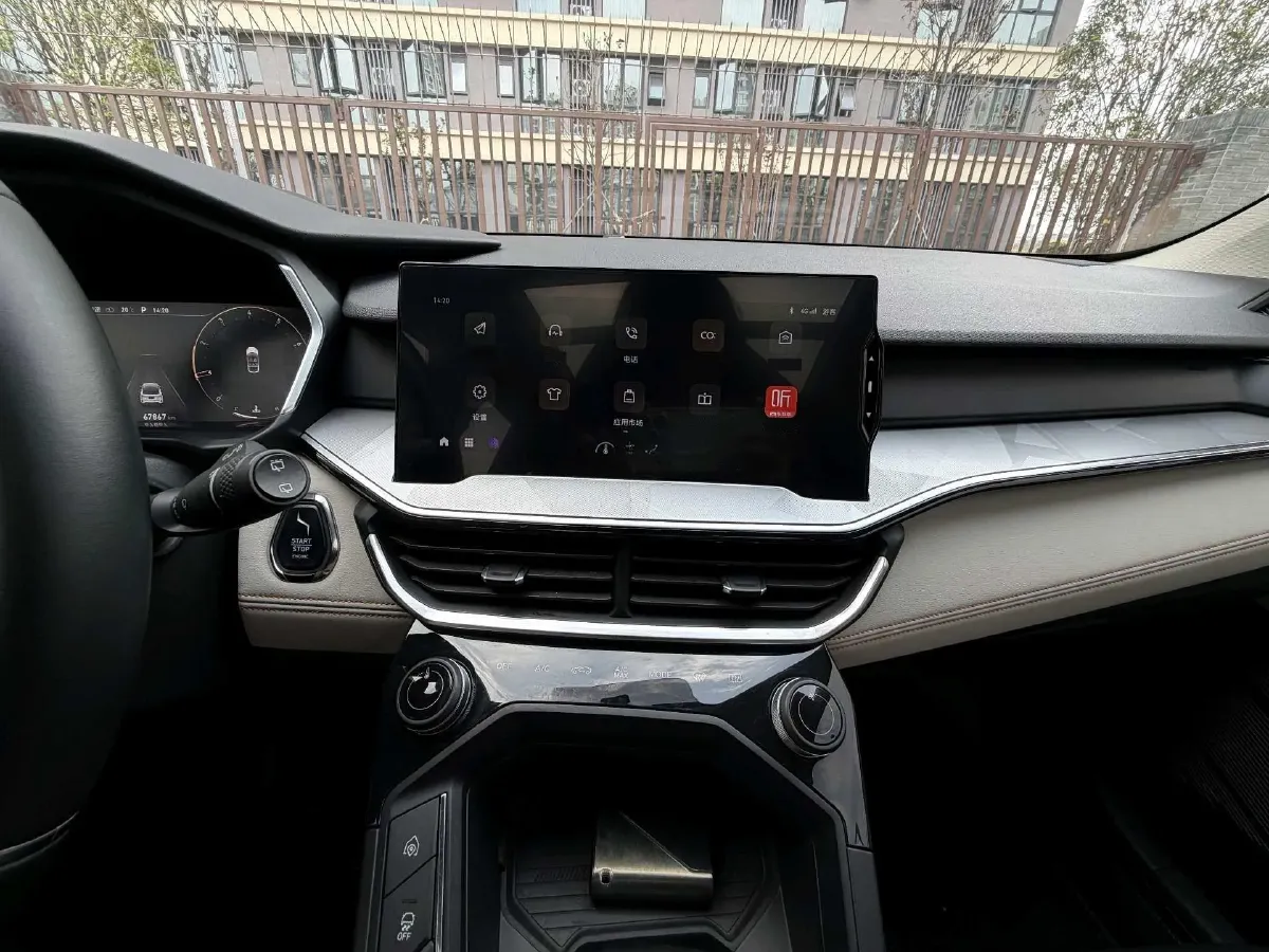 2022 LYNK&CO 02 1.5T 180HP L3 7DCT,autocango,china used car exporter,china ev exporter,chinese used car exporter,chinese used ev exporter