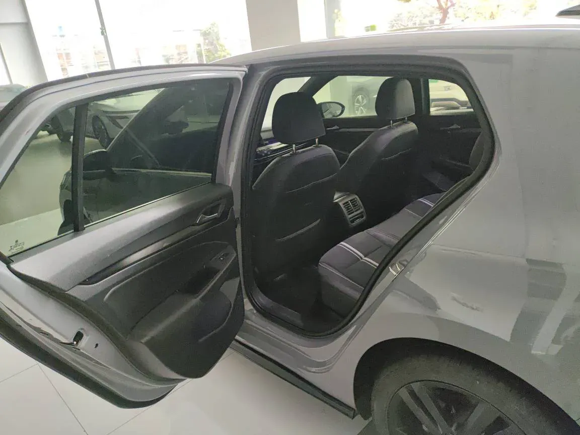 2021 Volkswagen Golf 1.4T 150HP L4 7DCT,autocango,china used car exporter,china ev exporter,chinese used car exporter,chinese used ev exporter