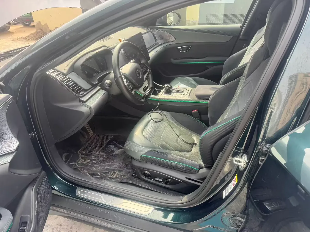 2022 Toyota Highlander 2.5L 192HP L4 E-CVT Hybrid,autocango,china used car exporter,china ev exporter,chinese used car exporter,chinese used ev exporter