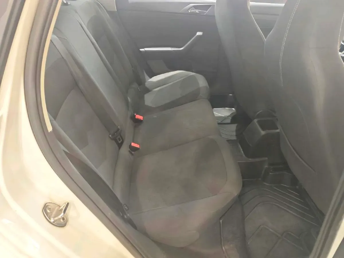 2023 Volkswagen Polo 1.5L 110HP L4 6AT,autocango,china used car exporter,china ev exporter,chinese used car exporter,chinese used ev exporter