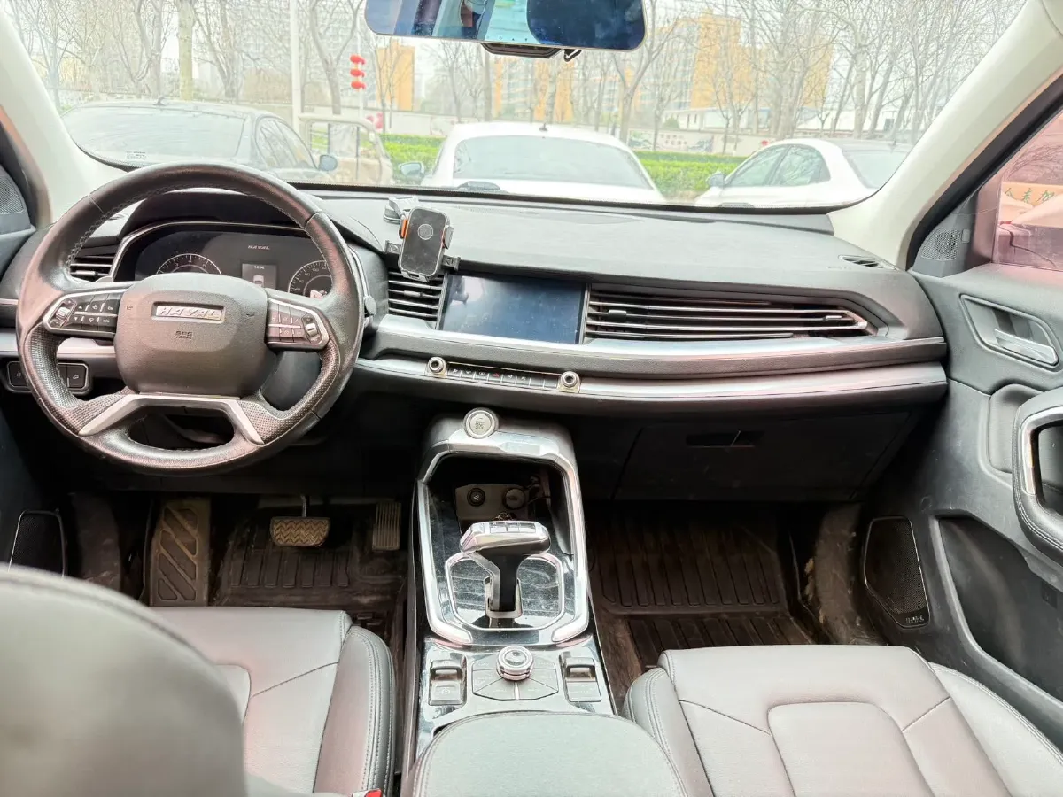 2017 Haval H6 2.0T 197HP L4 7DCT,autocango,china used car exporter,china ev exporter,chinese used car exporter,chinese used ev exporter