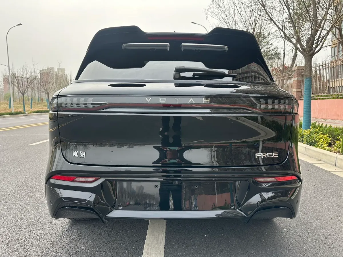 2025 Voyah FREE 1.5T 150HP L4 REEV 43KWH,autocango,china used car exporter,china ev exporter,chinese used car exporter,chinese used ev exporter