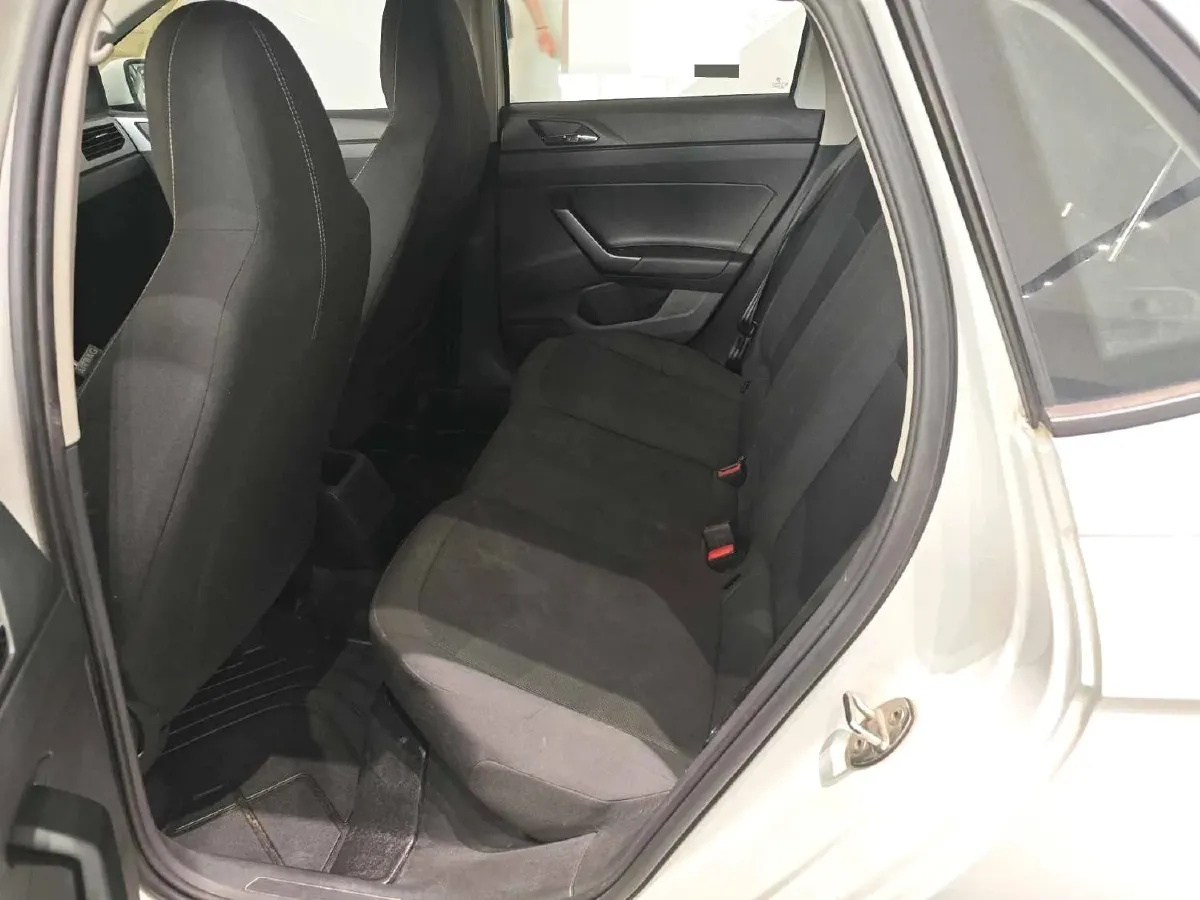 2023 Volkswagen Polo 1.5L 110HP L4 6AT,autocango,china used car exporter,china ev exporter,chinese used car exporter,chinese used ev exporter