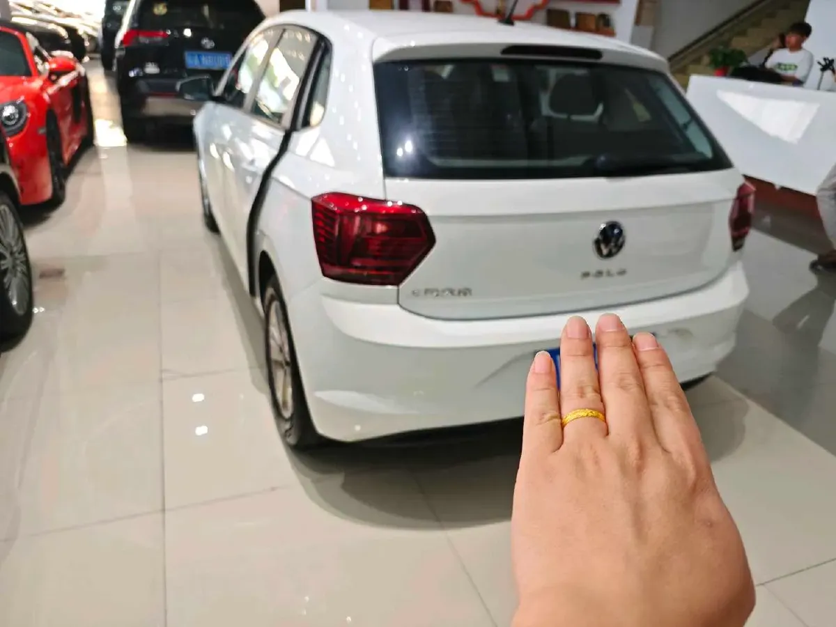 2023 Volkswagen Polo 1.5L 110HP L4 6AT,autocango,china used car exporter,china ev exporter,chinese used car exporter,chinese used ev exporter