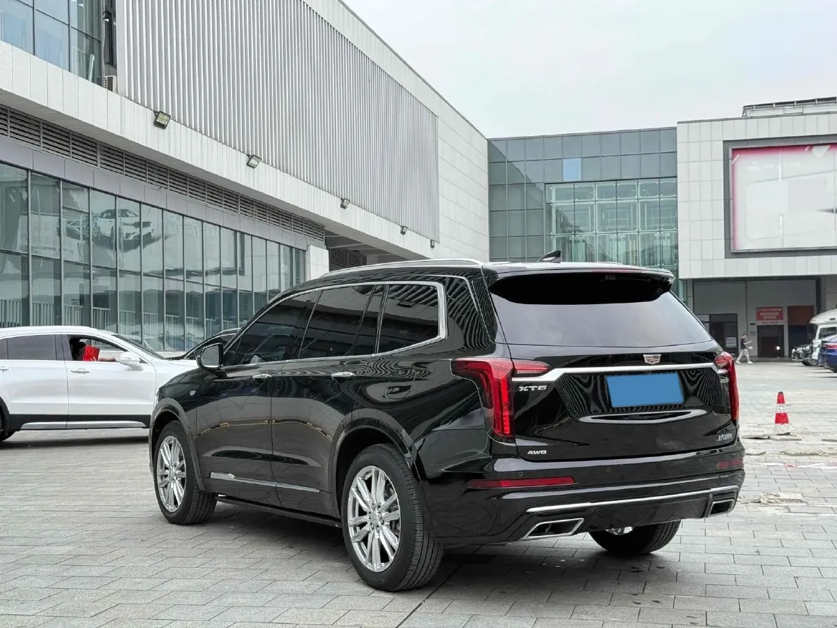 2021 Cadillac XT6 2.0T 237HP L4 9AT,autocango,china used car exporter,china ev exporter,chinese used car exporter,chinese used ev exporter