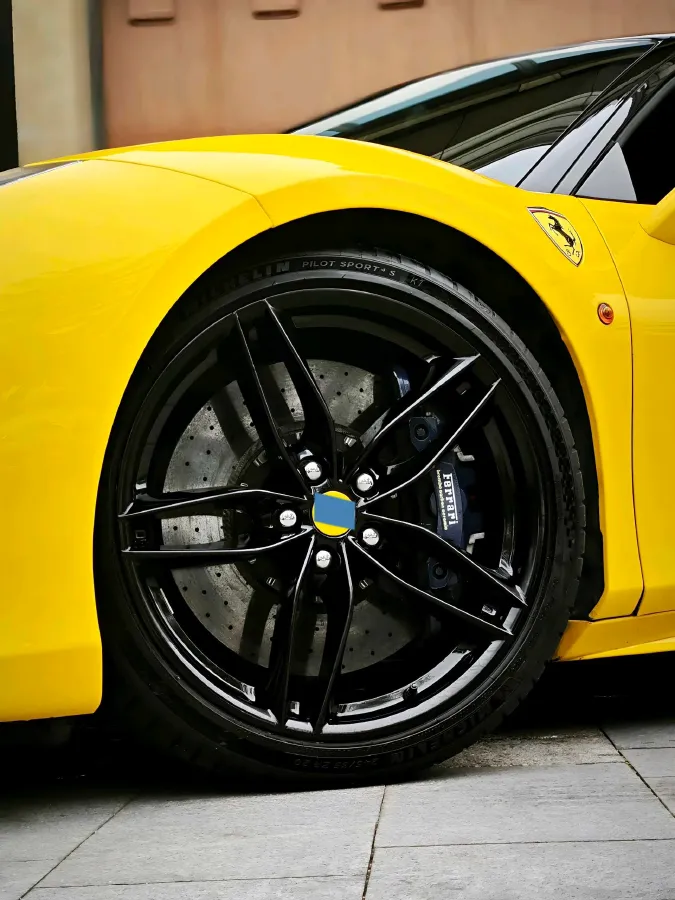 2015 Ferrari 488 3.9T 670HP V8 7DCT,autocango,china used car exporter,china ev exporter,chinese used car exporter,chinese used ev exporter