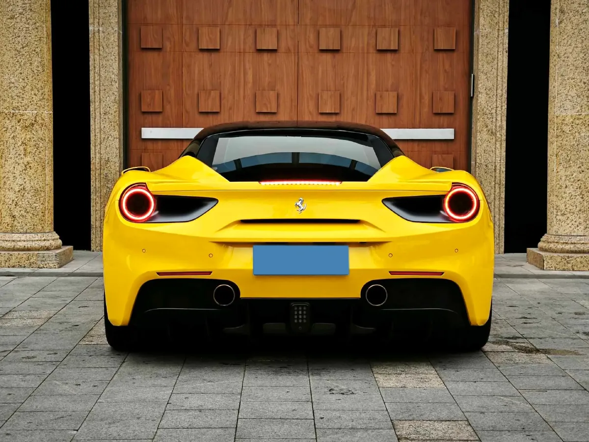 2015 Ferrari 488 3.9T 670HP V8 7DCT,autocango,china used car exporter,china ev exporter,chinese used car exporter,chinese used ev exporter