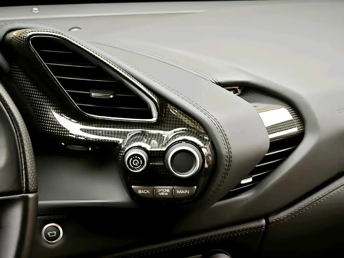 2015 Ferrari 488 3.9T 670HP V8 7DCT,autocango,china used car exporter,china ev exporter,chinese used car exporter,chinese used ev exporter