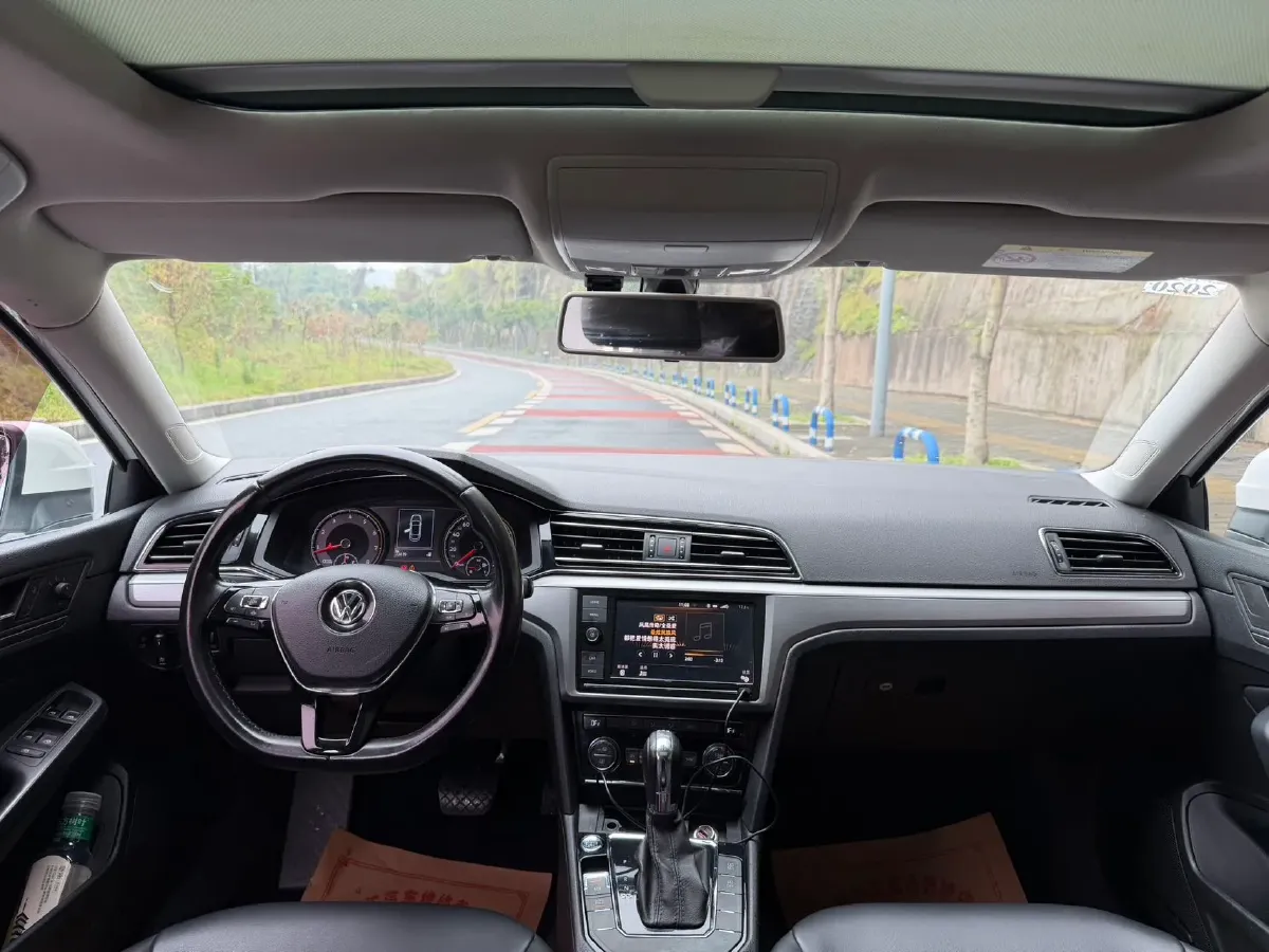 2019 Volkswagen Passat 1.4T 150HP L4 7DCT,autocango,china used car exporter,china ev exporter,chinese used car exporter,chinese used ev exporter