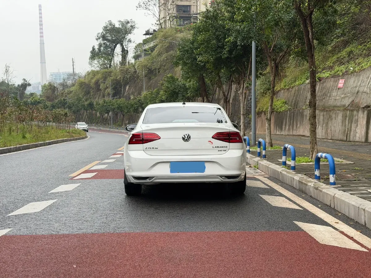 2019 Volkswagen Passat 1.4T 150HP L4 7DCT,autocango,china used car exporter,china ev exporter,chinese used car exporter,chinese used ev exporter