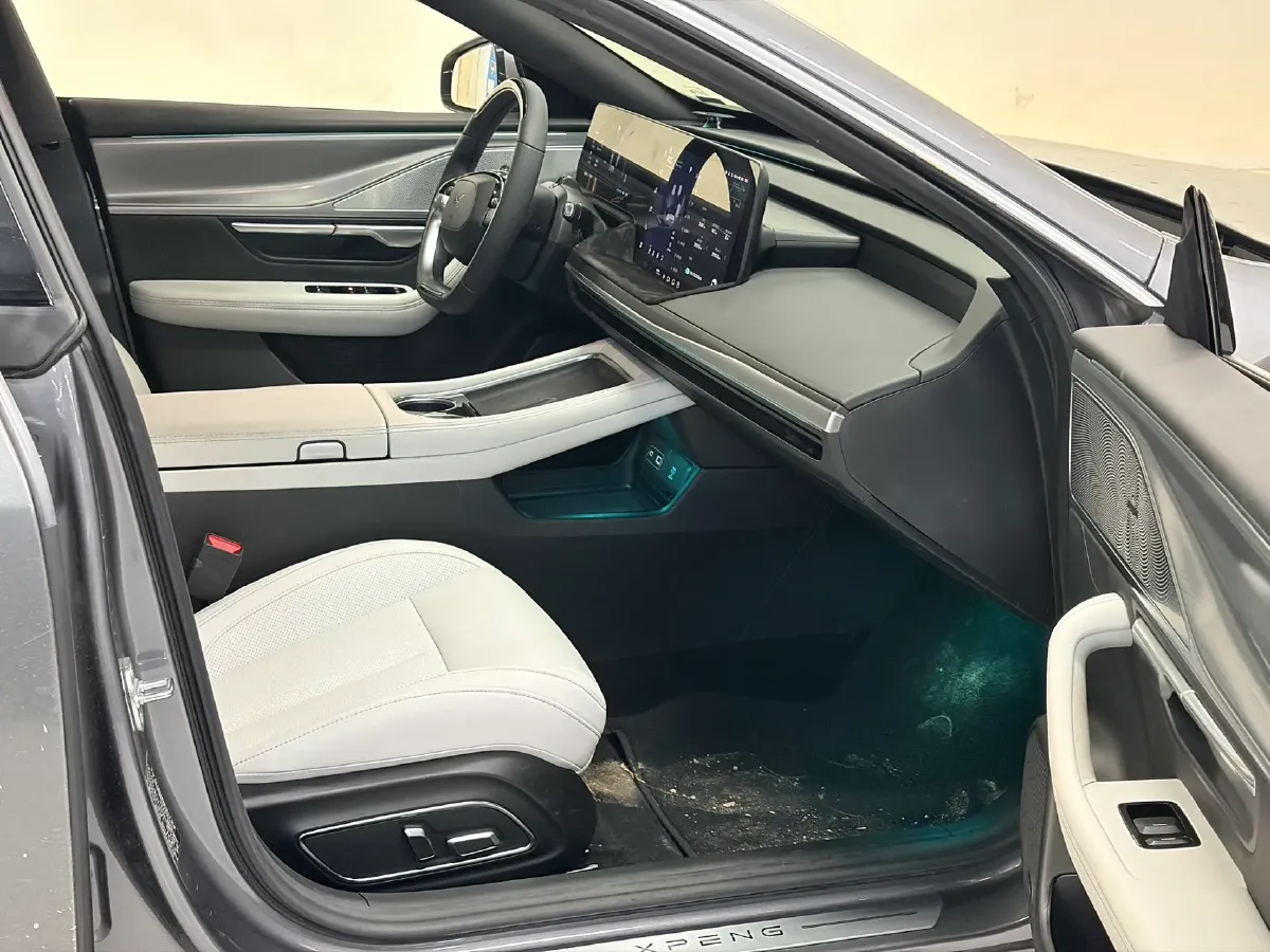 2023 Xpeng P7 BEV 86.2KWH,autocango,china used car exporter,china ev exporter,chinese used car exporter,chinese used ev exporter