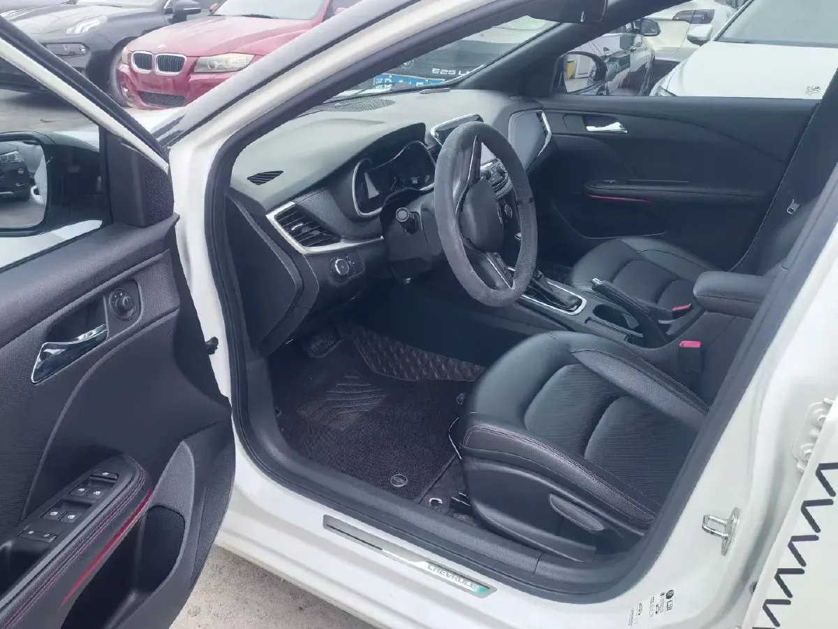 2020 Chevrolet Monza 1.3T 163HP L3 6AT,autocango,china used car exporter,china ev exporter,chinese used car exporter,chinese used ev exporter