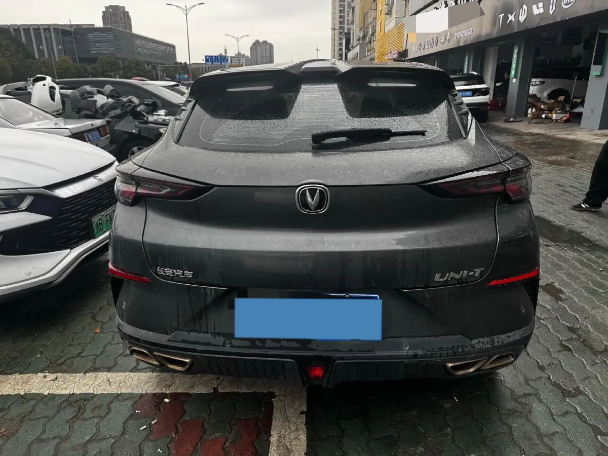2022 ChangAn UNI-T 1.5T 188HP L4 7DCT,autocango,china used car exporter,china ev exporter,chinese used car exporter,chinese used ev exporter