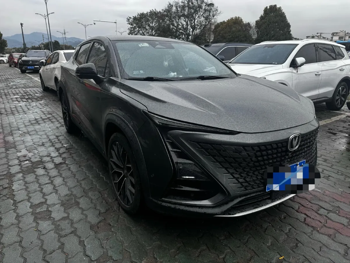 2022 ChangAn UNI-T 1.5T 188HP L4 7DCT,autocango,china used car exporter,china ev exporter,chinese used car exporter,chinese used ev exporter