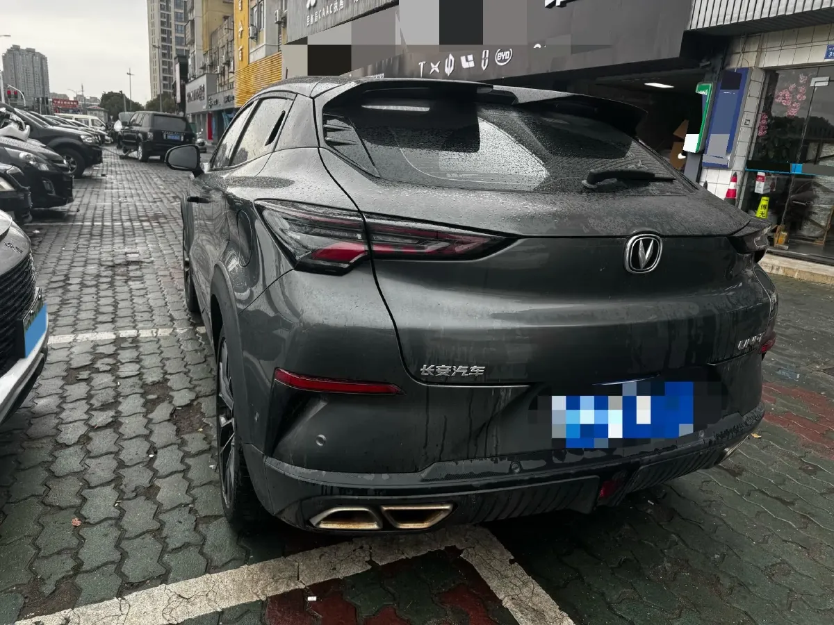 2022 ChangAn UNI-T 1.5T 188HP L4 7DCT,autocango,china used car exporter,china ev exporter,chinese used car exporter,chinese used ev exporter