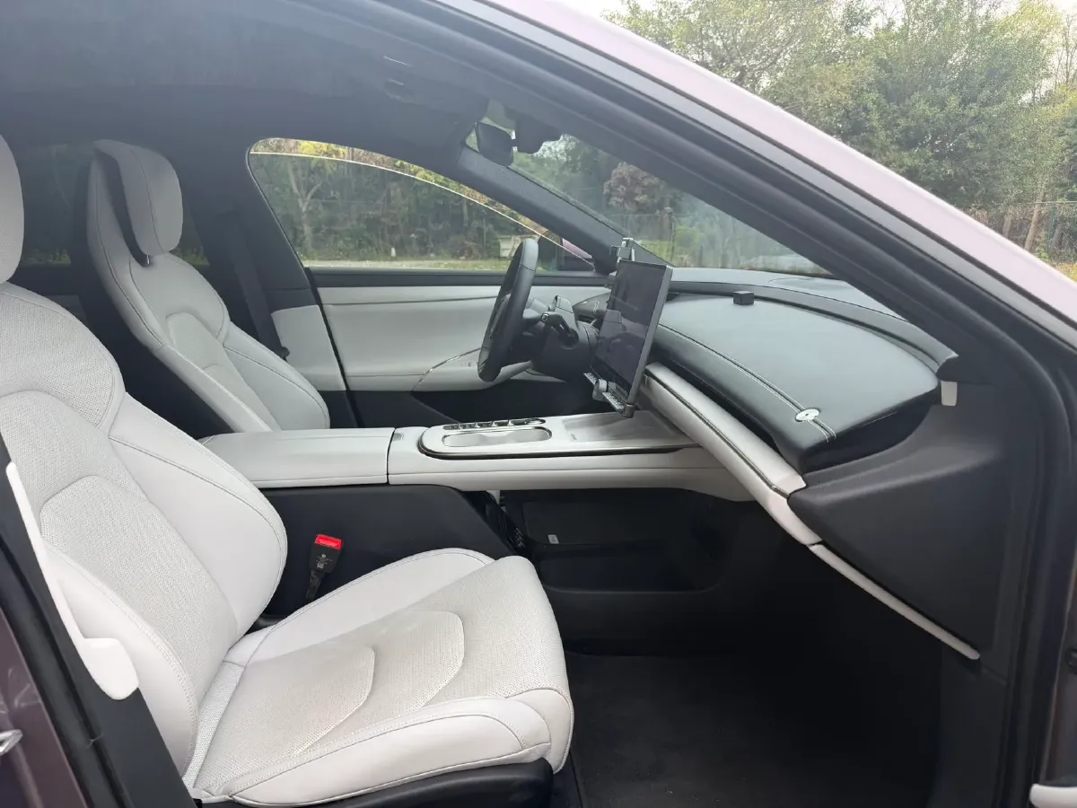 2024 MI SU7 BEV 94.3KWH,autocango,china used car exporter,china ev exporter,chinese used car exporter,chinese used ev exporter