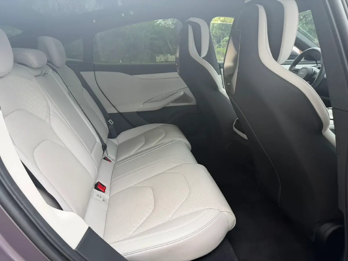 2024 MI SU7 BEV 94.3KWH,autocango,china used car exporter,china ev exporter,chinese used car exporter,chinese used ev exporter