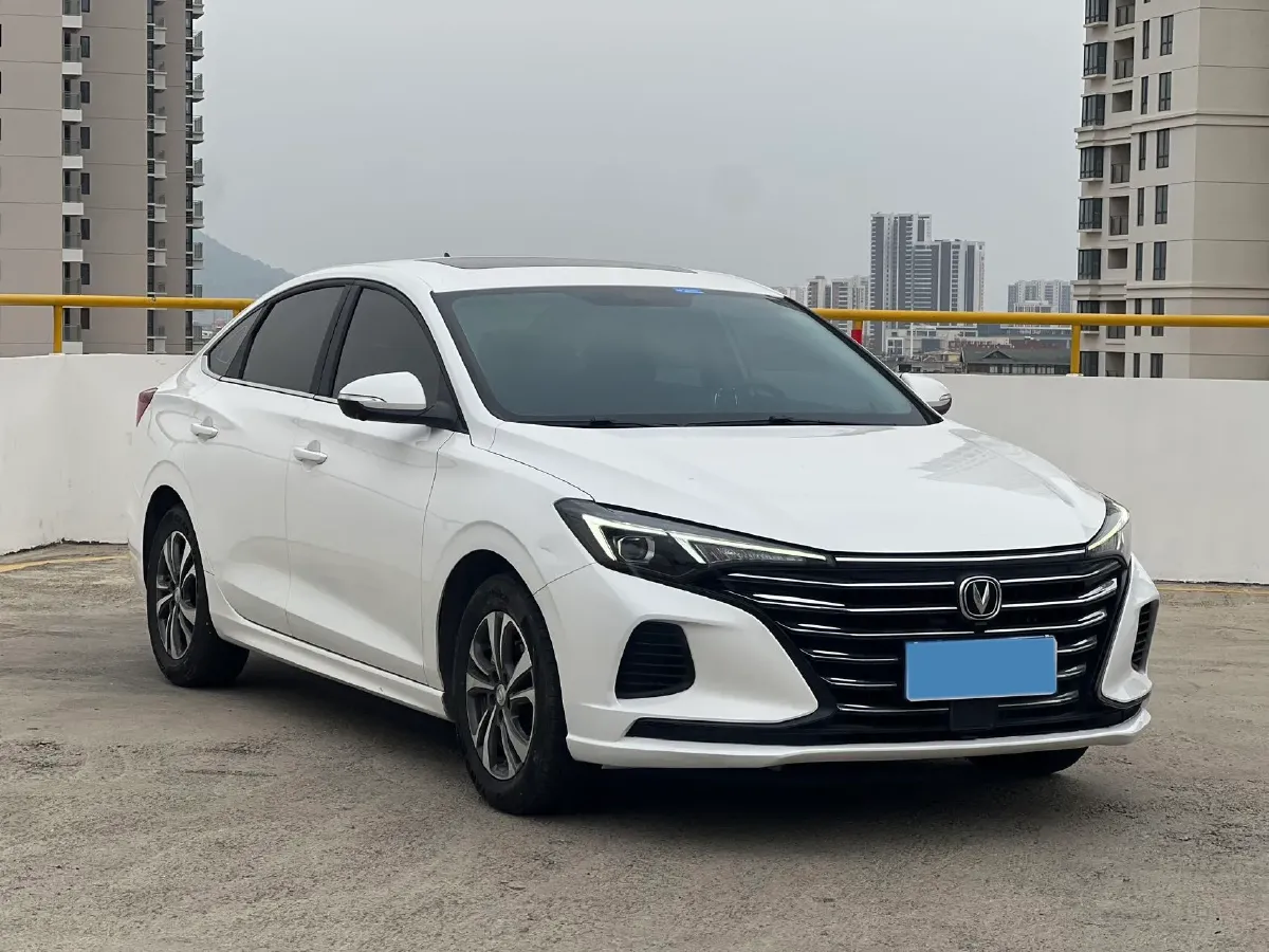 2022 ChangAn Eado 1.6L 128HP L4 CVT,autocango,china used car exporter,china ev exporter,chinese used car exporter,chinese used ev exporter