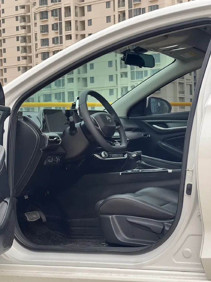 2022 ChangAn Eado 1.6L 128HP L4 CVT,autocango,china used car exporter,china ev exporter,chinese used car exporter,chinese used ev exporter